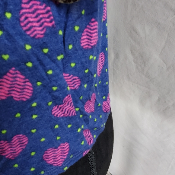 Self Esteem Top, with hearts and open back, Size M NWT - Picture 3 of 4